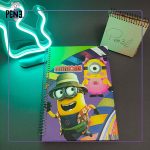 پشت دفتر خط دار مینیون