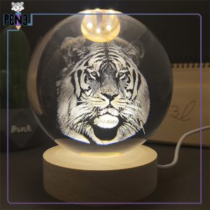 گوی کریستالی ببر قطر 10 سانتی متر