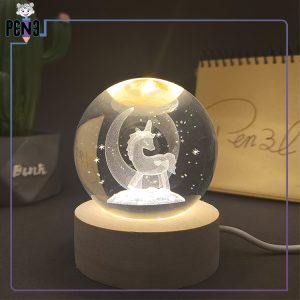 گوی کریستالی اسب تک شاخ قطر 6 سانتی متری