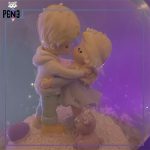 گوی موزیکال پمپی عاشقانه برفی بنفش بوسه