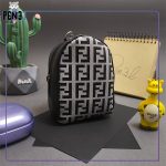 کیف هندزفری چرمی فندی