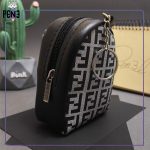 کیف هندزفری چرمی فندی - Image 3