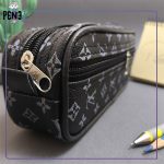 جامدادی چرمی دوزیپ طرح لویی ویتون LV مشکی