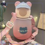 قمقمه نشکن پلاستیکی خرس کلاه بیسبالی رنگی صورتی