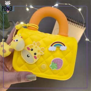 کیف دستی سیلیکونی پیکوسیسی زرد زرافه picocici