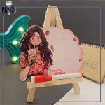 نوت بوم وایت بردی استند چوبی دختر توت فرنگی سویل