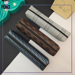 جامدادی چرم مصنوعی باریک تک زیپ طرح برند