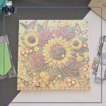 نقاشی الماسی بومی 20*20 طلاکوب دسته گل آفتابگردان