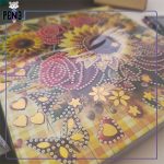 نقاشی الماسی بومی 20*20 طلاکوب دسته گل آفتابگردان