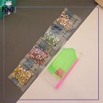 نقاشی الماسی بومی 20*20 طلاکوب دسته گل آفتابگردان