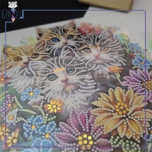 نقاشی الماسی بومی 20*20 طلاکوب گربه و گل پیشی