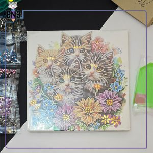 نقاشی الماسی بومی 20*20 طلاکوب گربه و گل