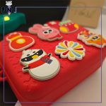 کیف سیلیکونی کراکس اکسسوری دار قرمز