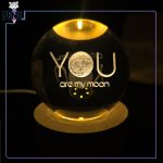 گوی کریستالی قطر 6 سانتی متر طرح تو ماه منی You are my moon پایه چوبی