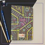 دفترچه یادداشت کلاسوری جلد سخت طرح تکنولوژی مدار سبز و بنفش