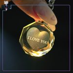 جاکلیدی کریستالی چراغ دار RGB قلب I Love you زرد